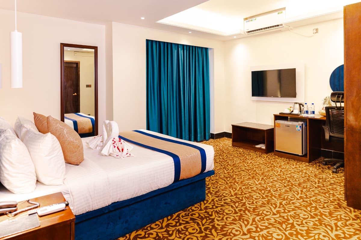room-image-0